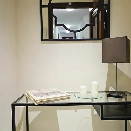 Suncity Flat La Malagueta * 马拉加